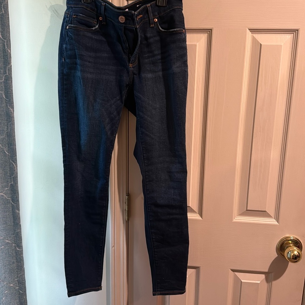Loft dark wash skinny jeans, sz 27